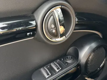 MINI John Cooper Works Cabrio