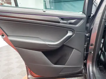 SKODA KODIAQ  2.0 TDI 4X4 DSG Sportline