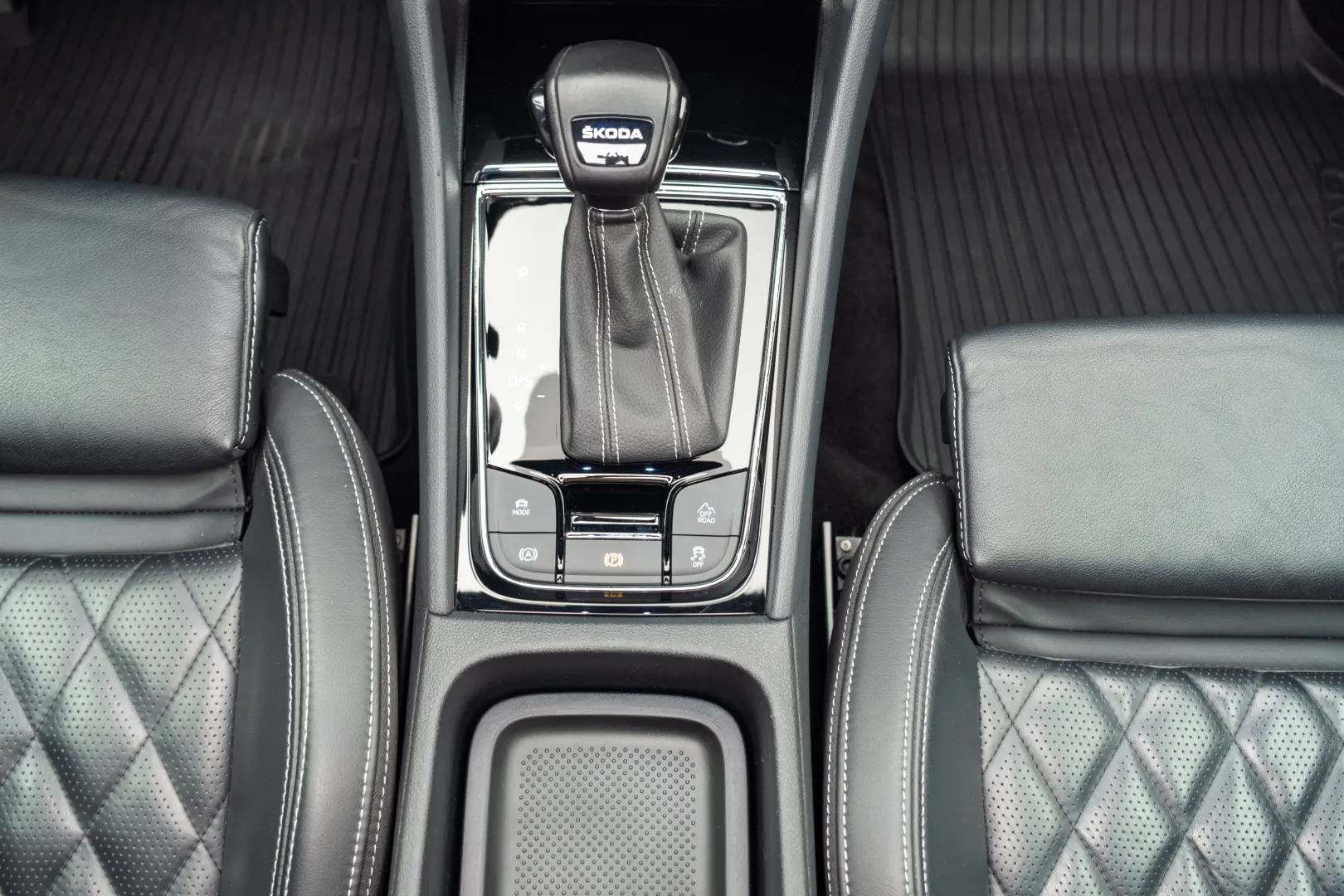 SKODA KODIAQ  2.0 TDI 4X4 DSG Sportline