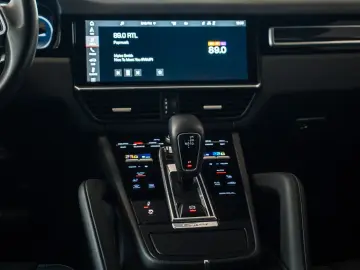 Cayenne E-Hybrid el.AHK 21 Spyder Carbon 360 HUD