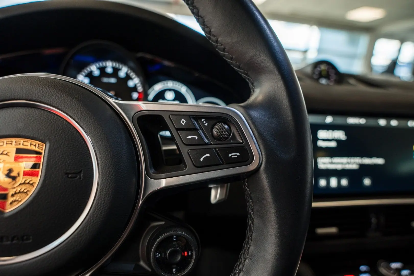 Cayenne E-Hybrid el.AHK 21 Spyder Carbon 360 HUD