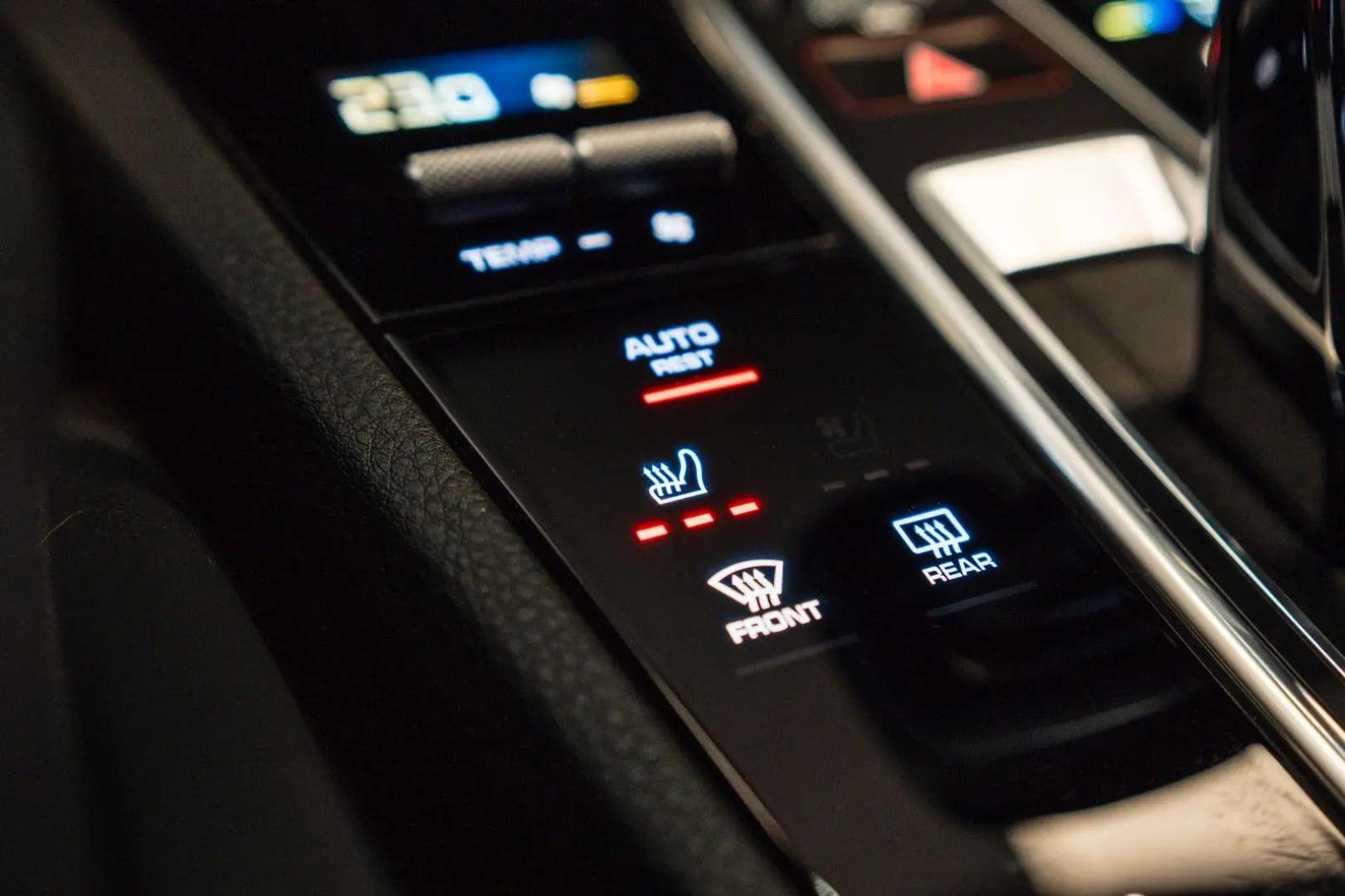 Cayenne E-Hybrid el.AHK 21 Spyder Carbon 360 HUD