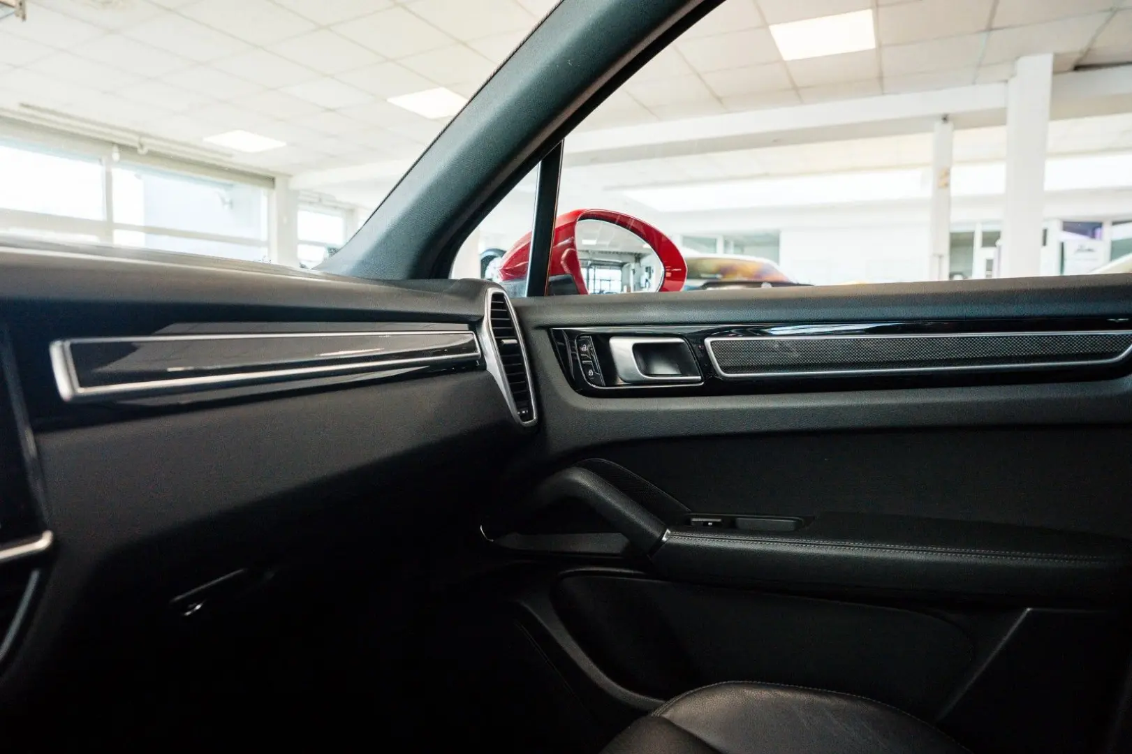 Cayenne E-Hybrid el.AHK 21 Spyder Carbon 360 HUD