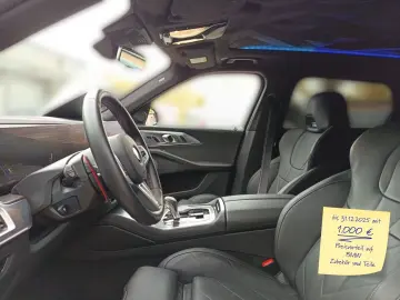 XM 50e 22 ALU ICONIC GLOW AHK AB ASSISTENT