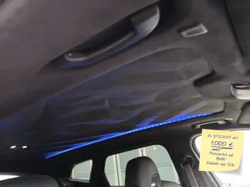 XM 50e 22 ALU ICONIC GLOW AHK AB ASSISTENT