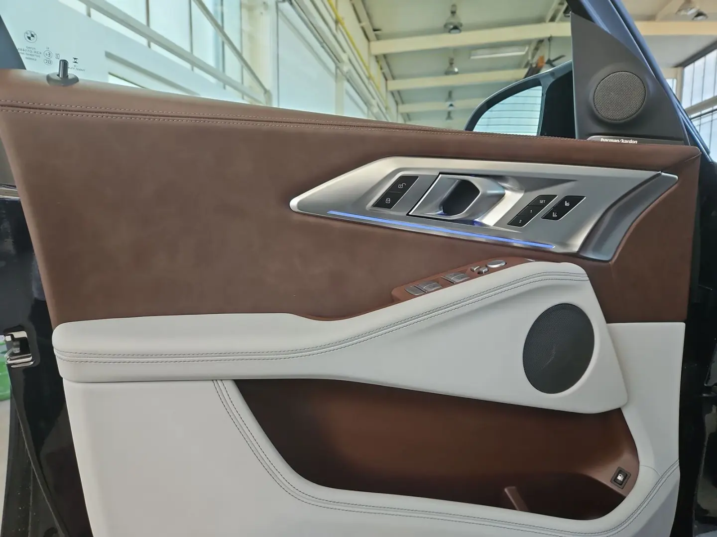 XM 50e  1.126€ netto H&K AHK Komfortzg SoftClose