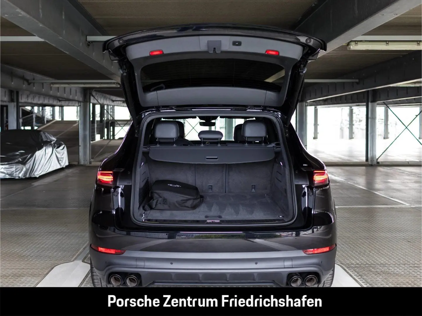 Cayenne E-Hybrid Sportabgasanlage Rückfahrkamera