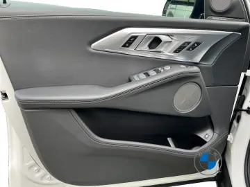 XM 50e 23  AHK Autobahnas. Massage Sitzlüft. H K