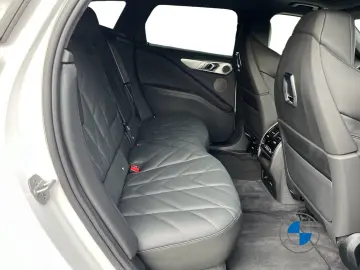 XM 50e 23  AHK Autobahnas. Massage Sitzlüft. H K