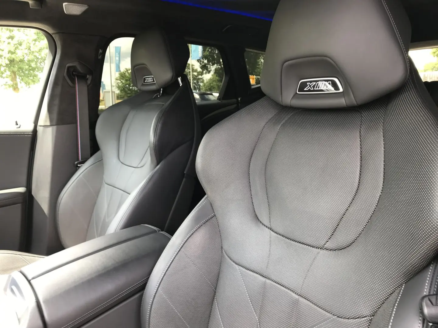 XM AHK B&W Surround DAB Komfortzg.