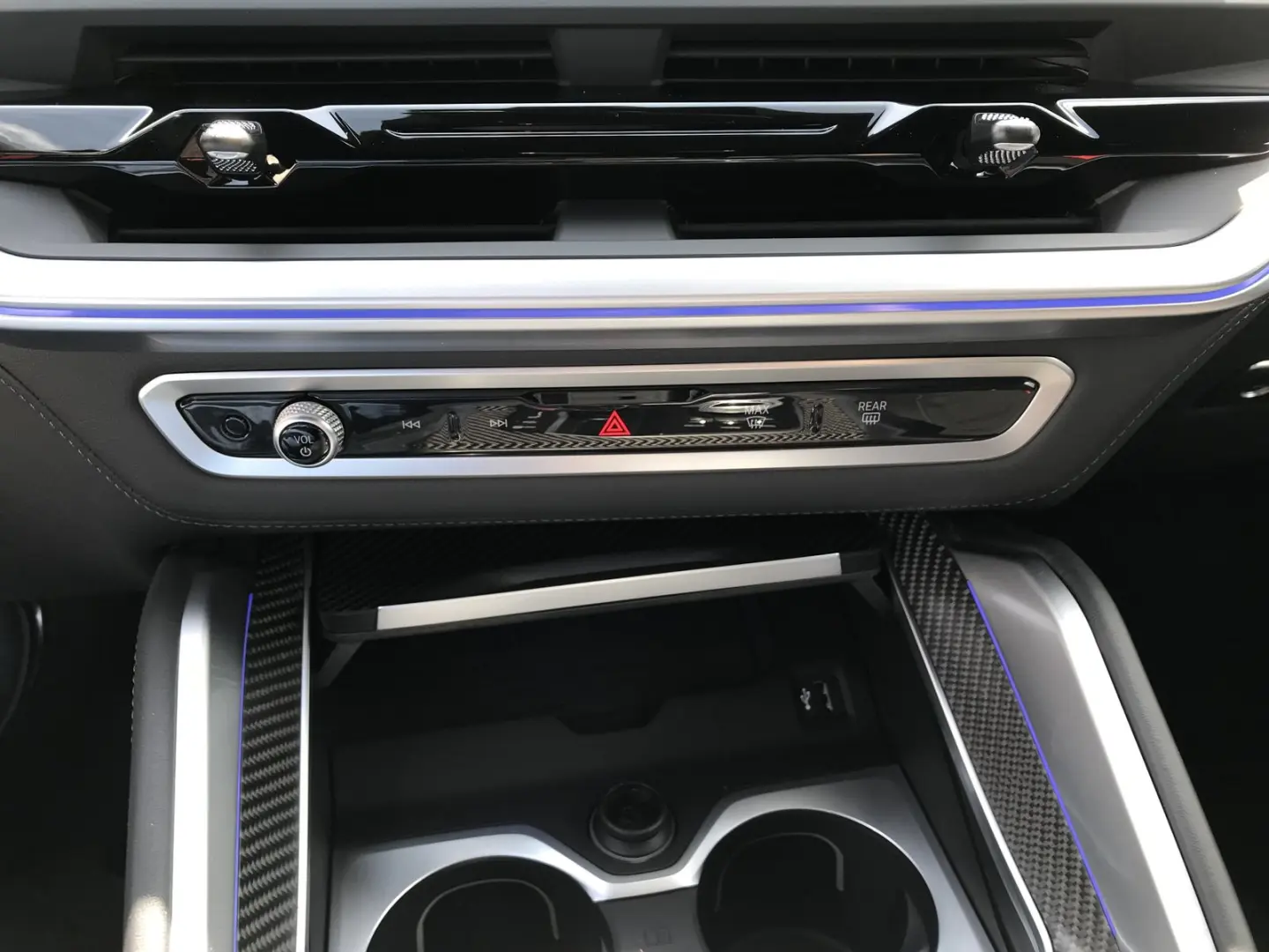 XM AHK B&W Surround DAB Komfortzg.