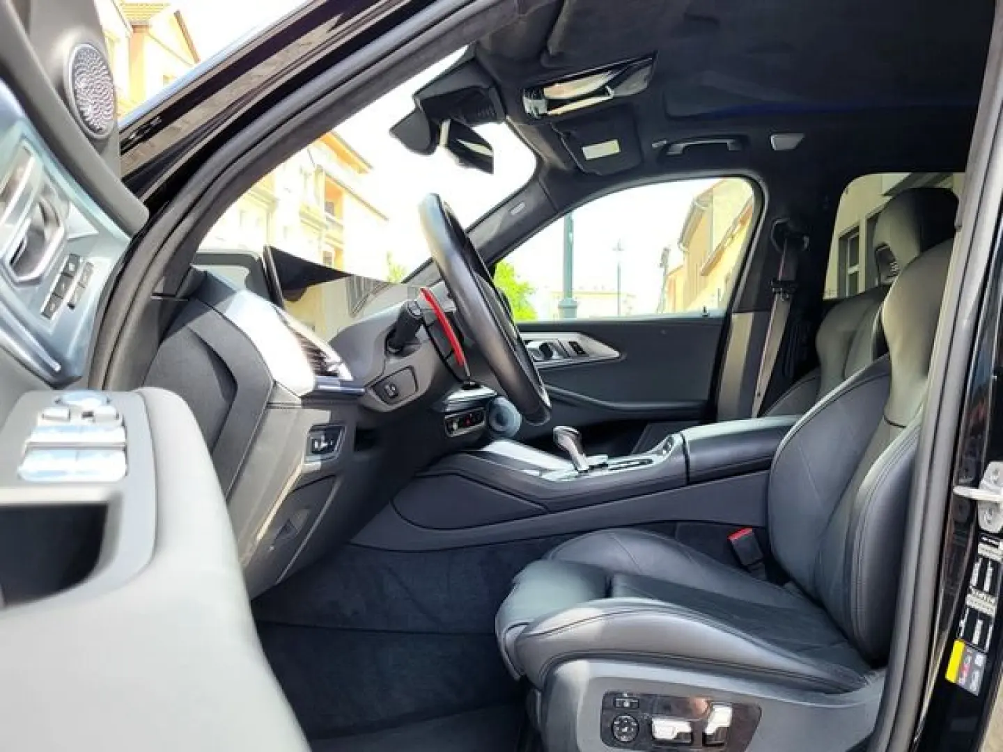 XM xDrive GARANTIE B&W MASSAGE HUD eAHK 23'' SOF