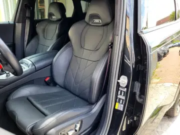 XM xDrive GARANTIE B&W MASSAGE HUD eAHK 23'' SOF