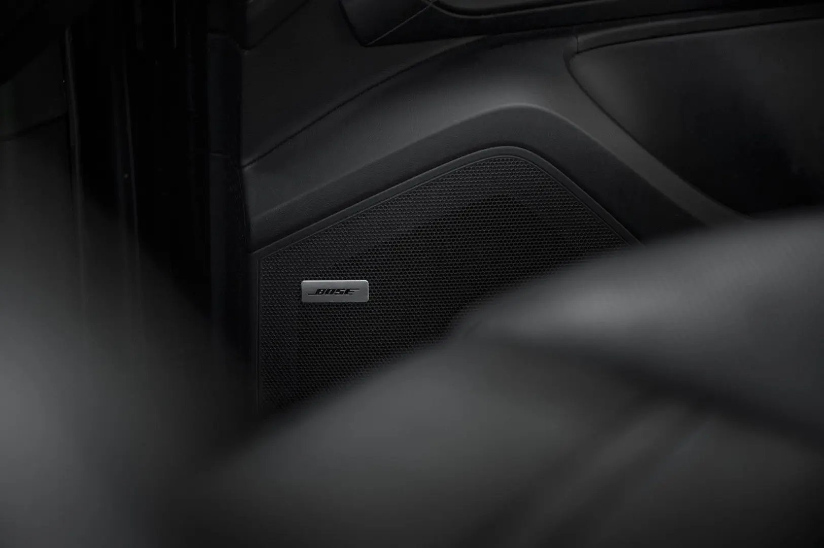 Cayenne E-Hy SportDesign HUD ACC 22 SpoAbg eAHK