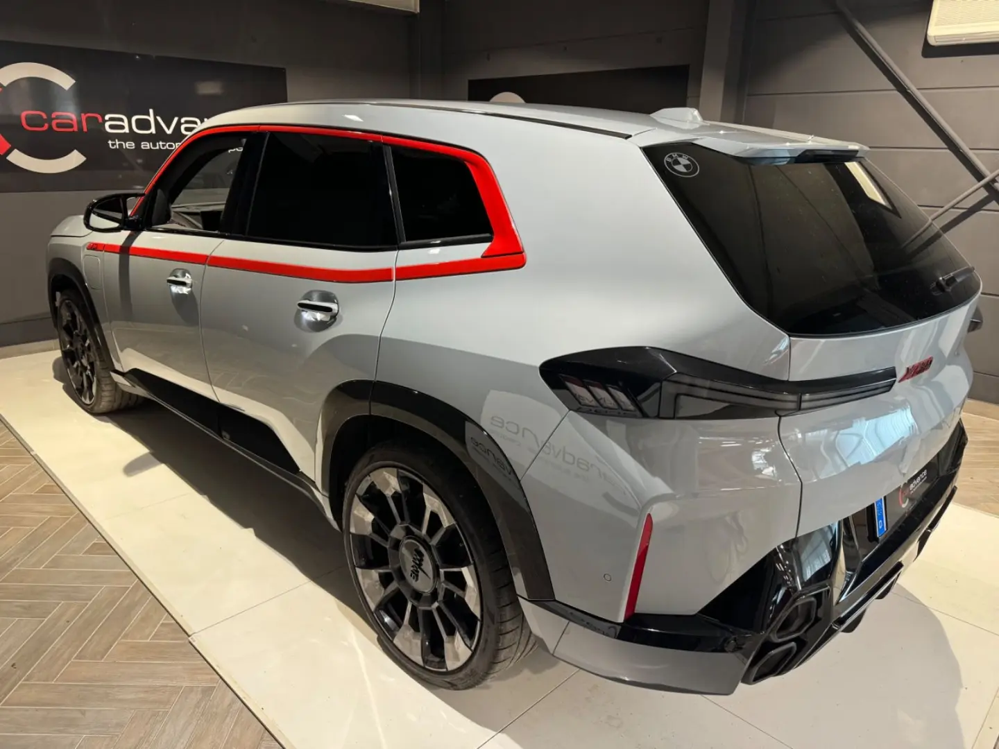 XM Label VMAX B&W 23 FULL