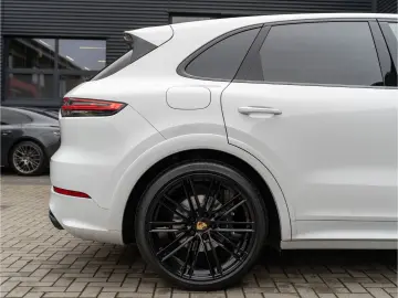 Cayenne Matrix LED BOSE Porsche InnoDrive uvm.