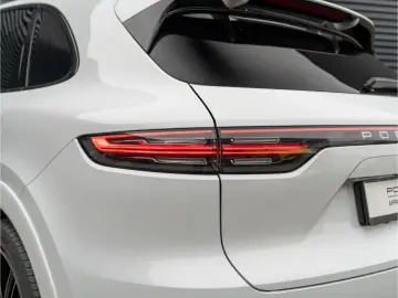 Cayenne Matrix LED BOSE Porsche InnoDrive uvm.