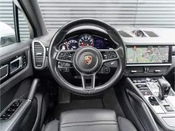 Cayenne Matrix LED BOSE Porsche InnoDrive uvm.