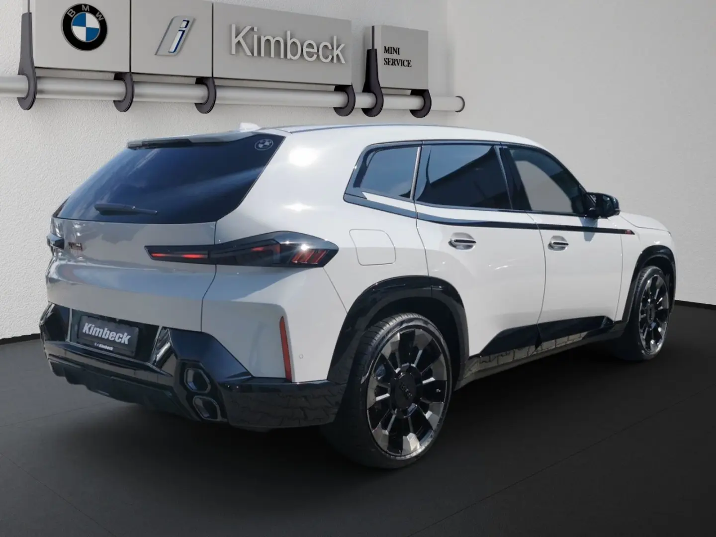 XM Label Red INDIVI KREIDE Sitzbelüft B&W Gestik