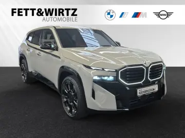 XM Label  € 1.190 Zubehörbonus  UPE  € 225.949 -