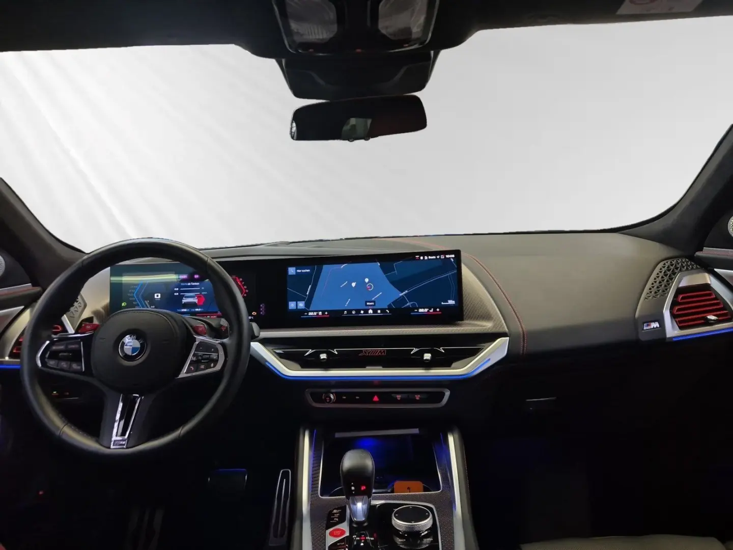 XM Label  € 1.190 Zubehörbonus  UPE  € 225.949 -