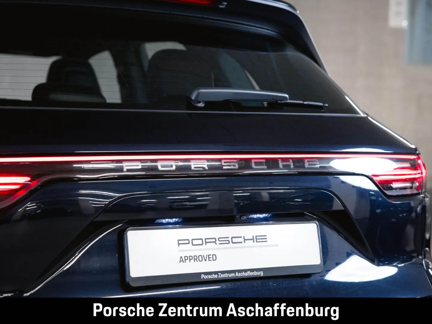 Cayenne E-Hybrid Panoramadach Luftfederung BOSE