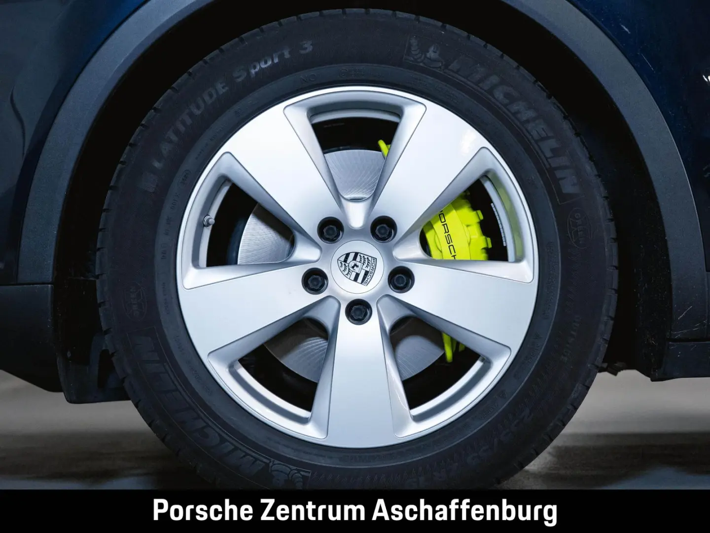 Cayenne E-Hybrid Panoramadach Luftfederung BOSE