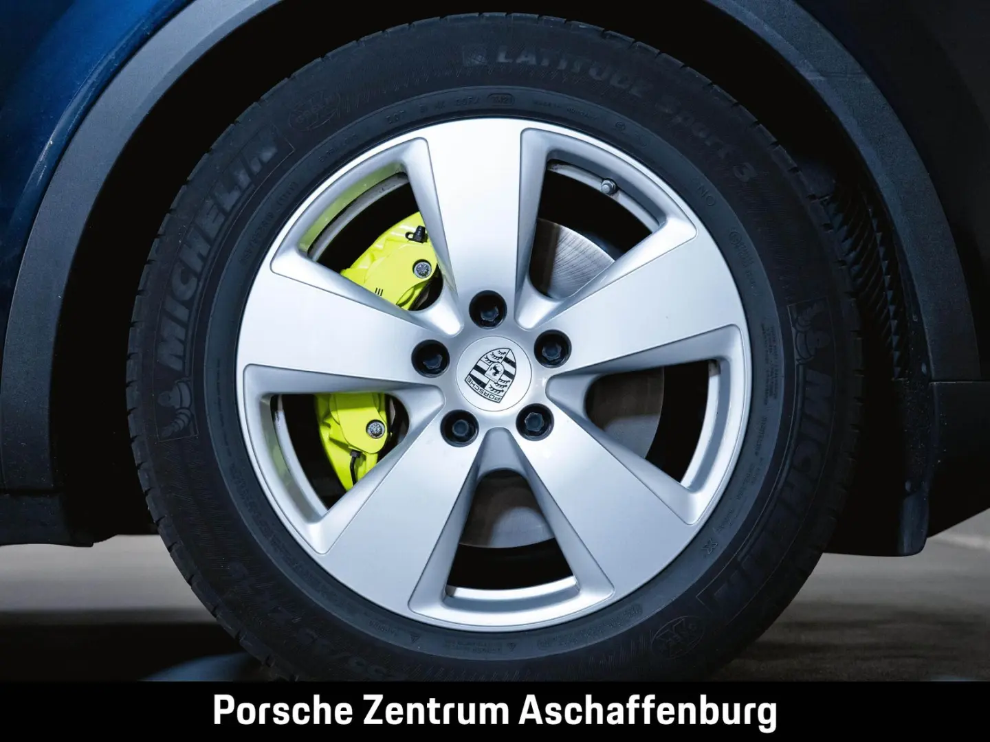 Cayenne E-Hybrid Panoramadach Luftfederung BOSE