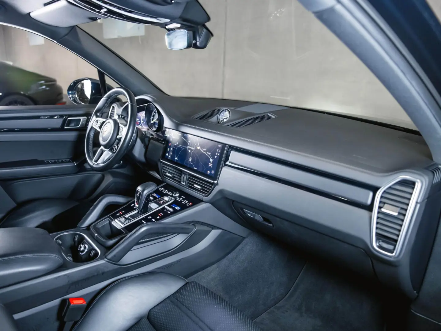 Cayenne E-Hybrid Panoramadach Luftfederung BOSE