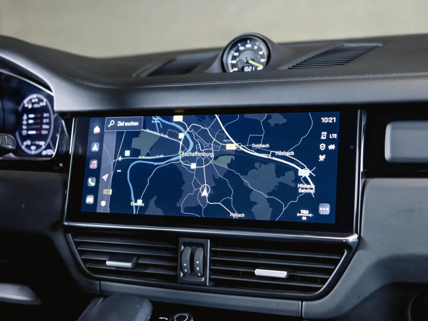 Cayenne E-Hybrid Panoramadach Luftfederung BOSE