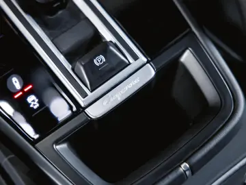 Cayenne E-Hybrid Panoramadach Luftfederung BOSE