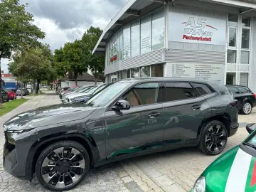 XM 4.4 360  AHK MASSAGE HEAD-UP 23  B&W CARBON