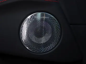 XM Label erst 2000km B&W DriversPackage AHK 360