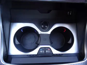 XM Label erst 2000km B&W DriversPackage AHK 360