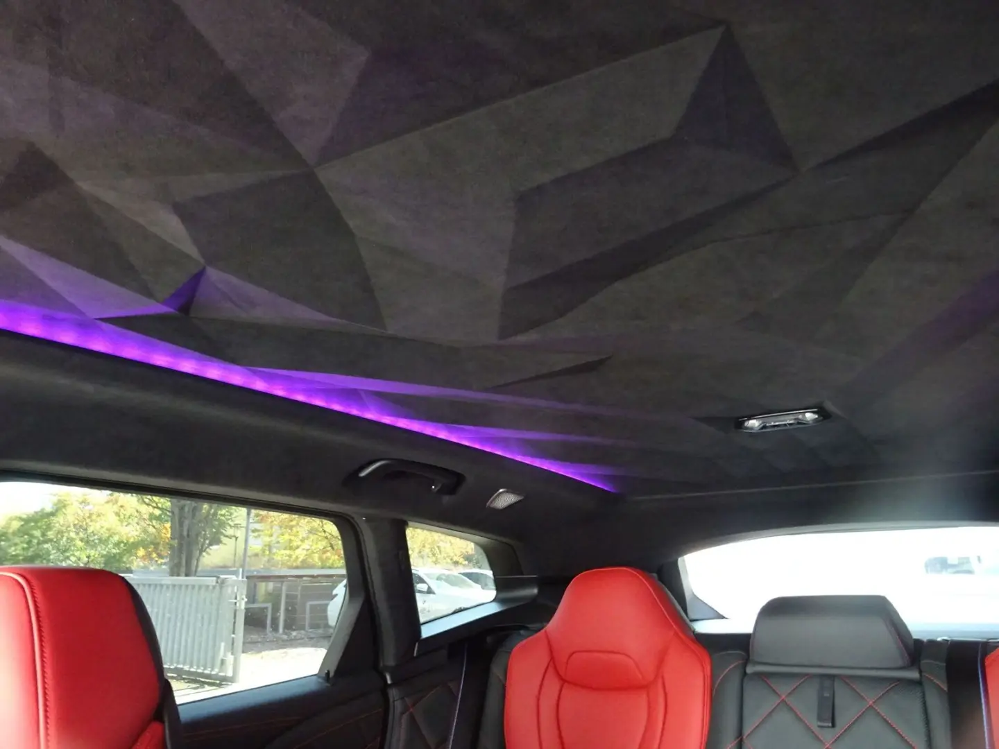 XM Label erst 2000km B&W DriversPackage AHK 360