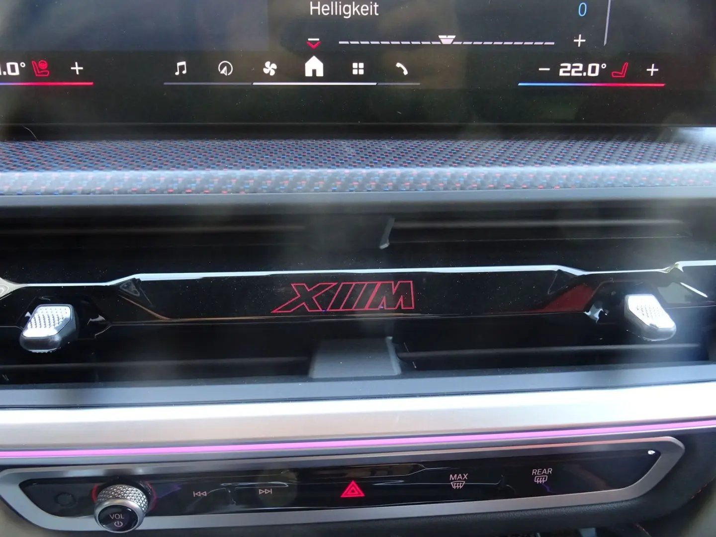 XM Label erst 2000km B&W DriversPackage AHK 360