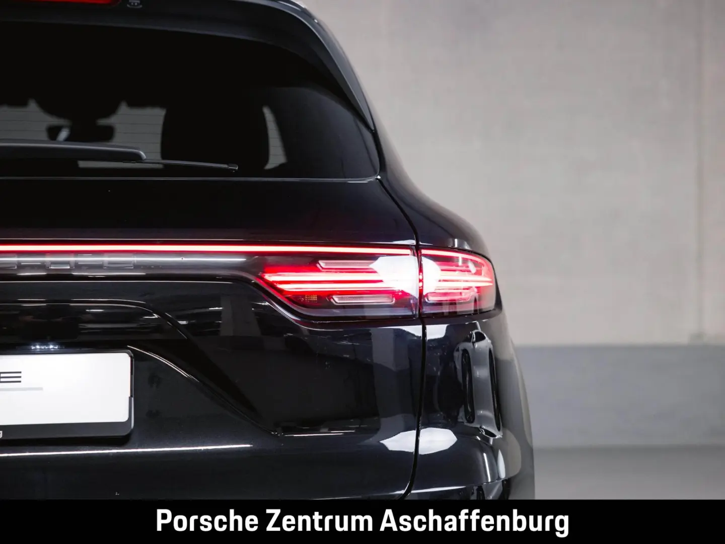 Cayenne E-Hybrid Panoramadach Luftfederung