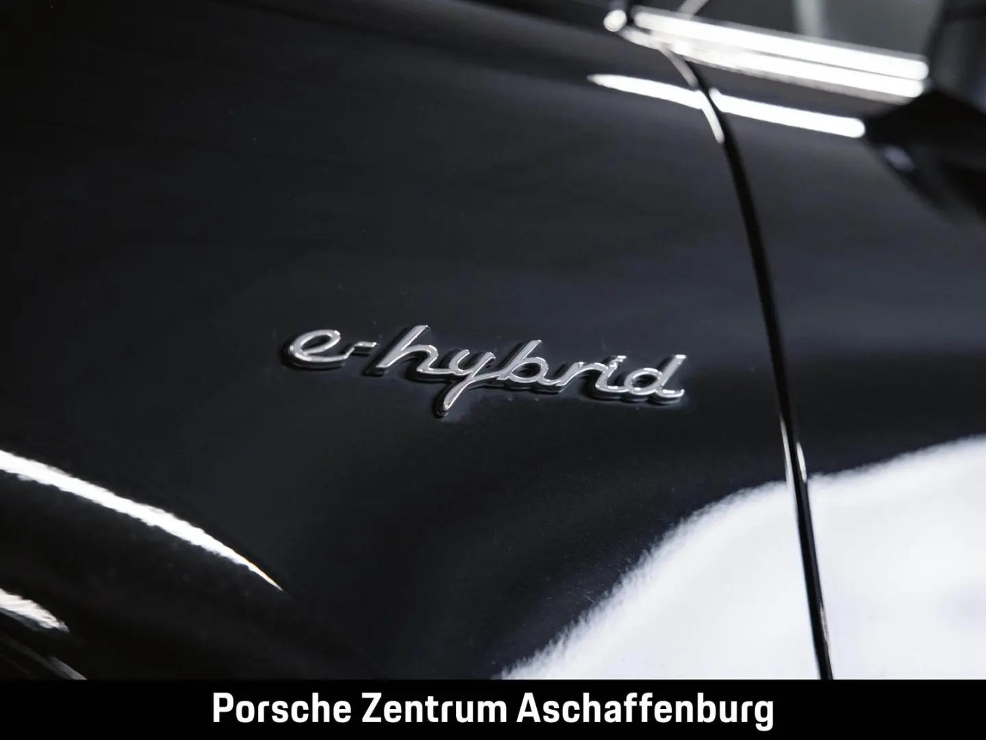 Cayenne E-Hybrid Panoramadach Luftfederung