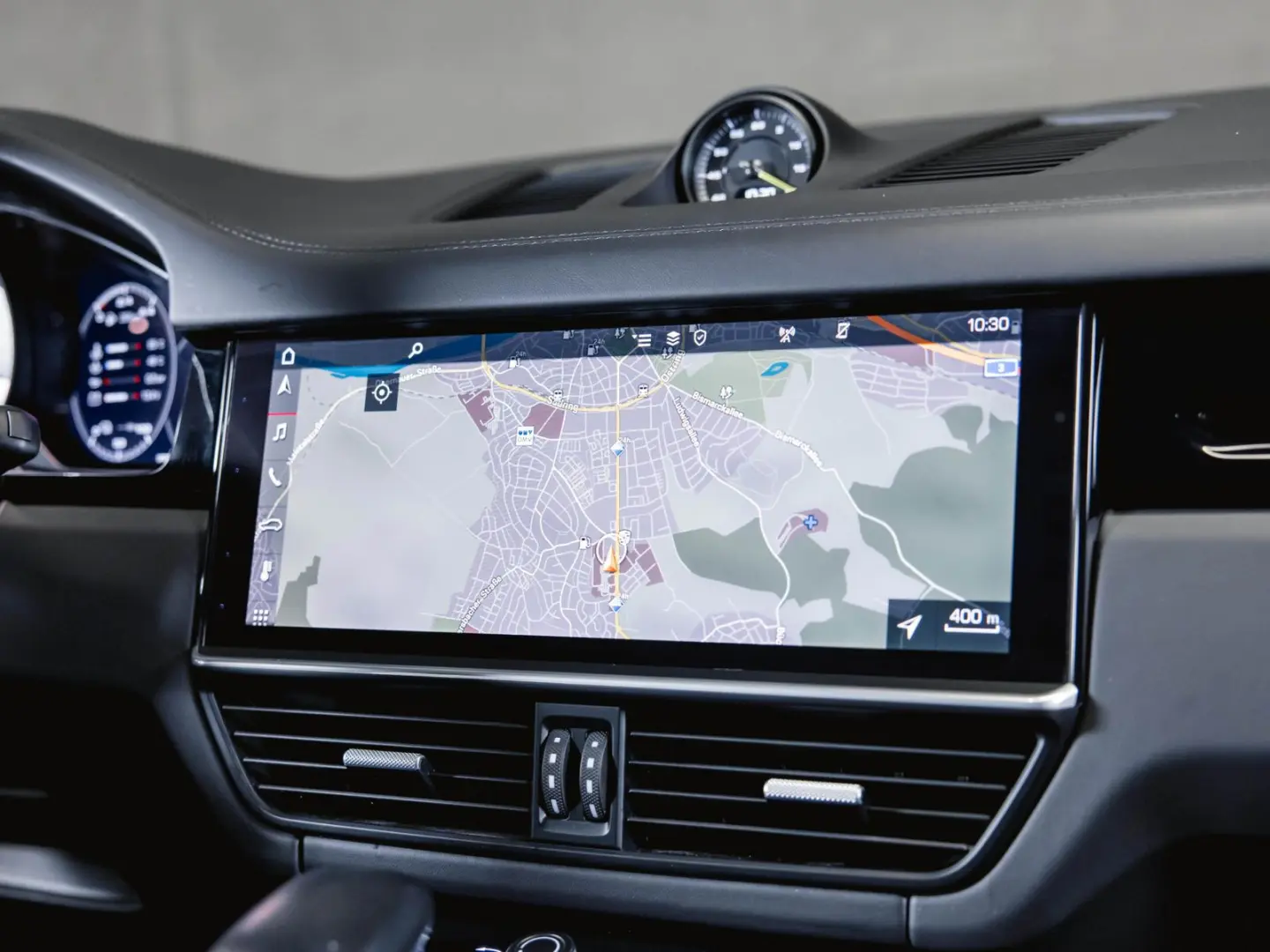 Cayenne E-Hybrid Panoramadach Luftfederung