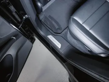 Cayenne E-Hybrid Panoramadach Luftfederung