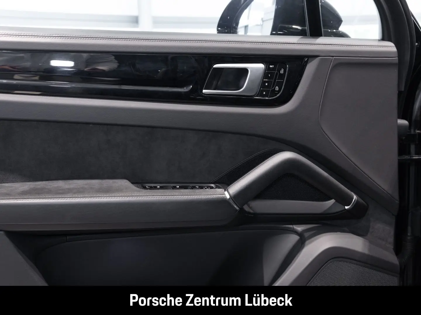 Cayenne GTS BOSE Sportabgasanlage Panoramadach