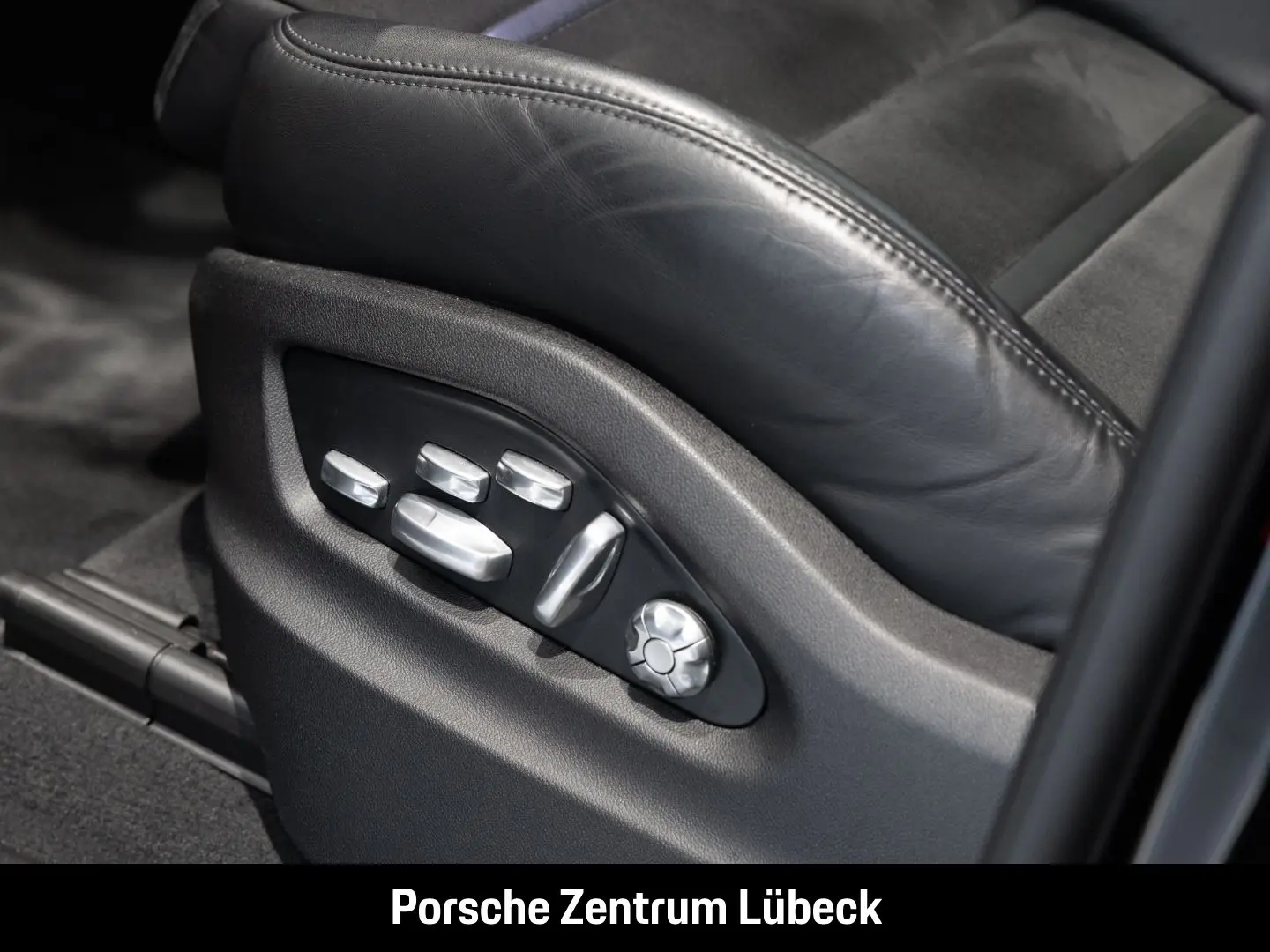 Cayenne GTS BOSE Sportabgasanlage Panoramadach