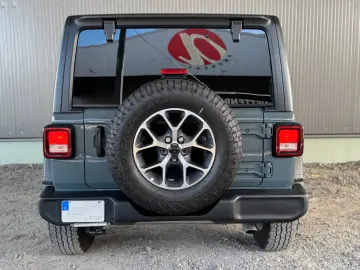 Wrangler MY25  LED ACC Carplay Sunrider RFK