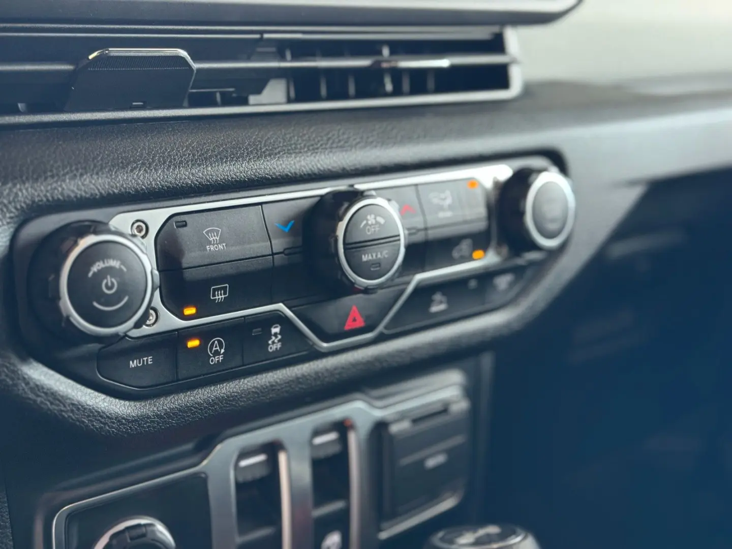 Wrangler MY25  LED ACC Carplay Sunrider RFK