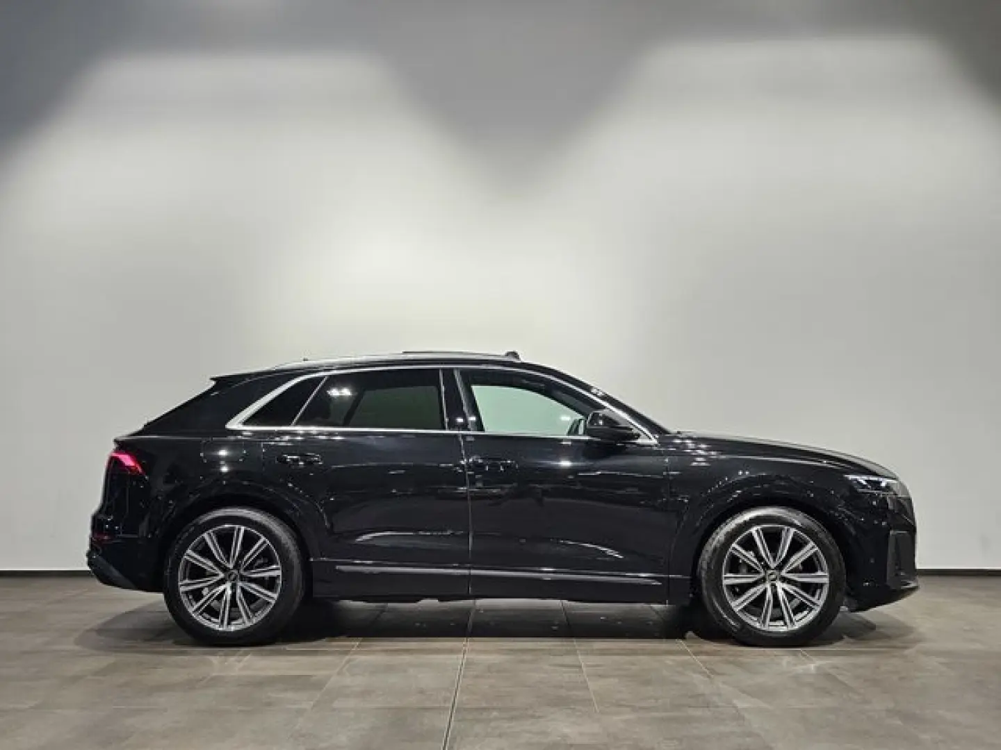 Q8 50 TDI S Line Pano Matrix Softc.Hud Belüf 360