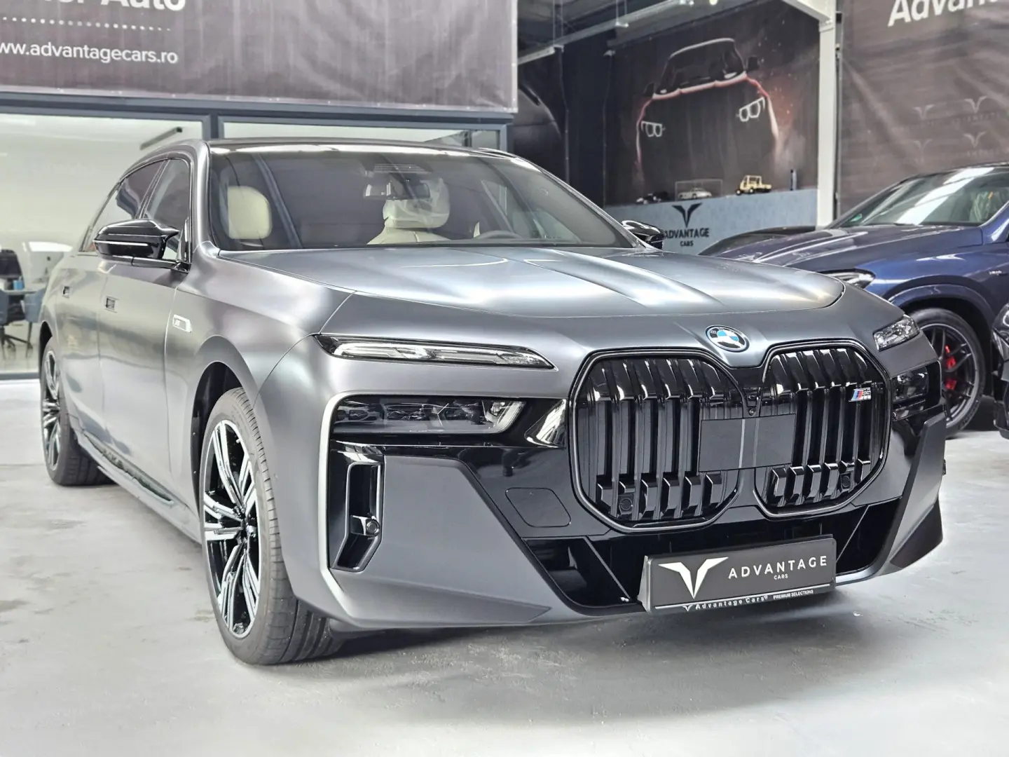 BMW M760e xDrive