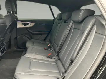 Q8 50 TDI qu S line tip Air HUD Pano Matrix Virt