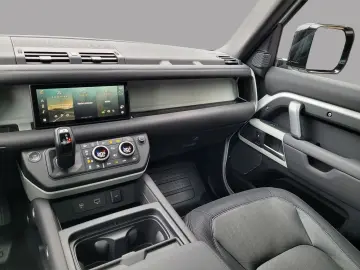 Defender 110 D300 X-DYNAMIC