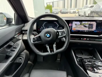 520 i M Sport Travel Comf. KomfSi belüftet H K 4