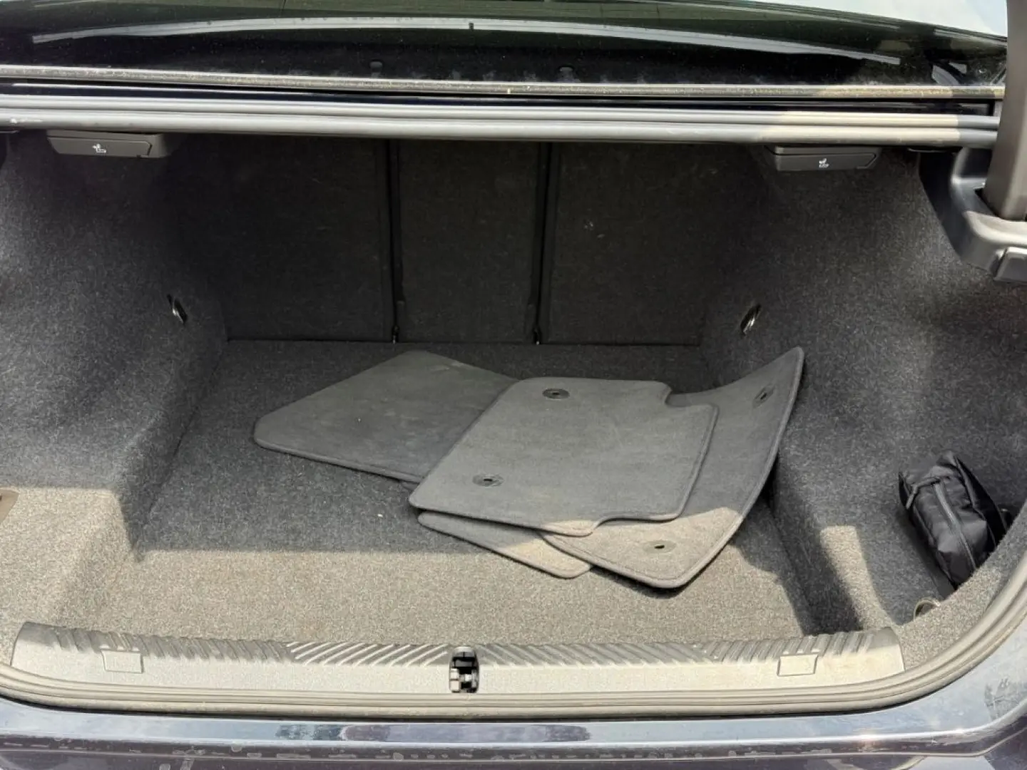 520 i M Sport Travel Comf. KomfSi belüftet H K 4